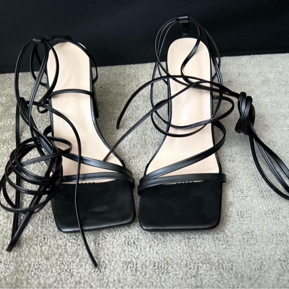 Elegant Black Strappy Women's Heels